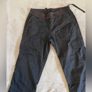 90s style Relaxed Fit Capris !